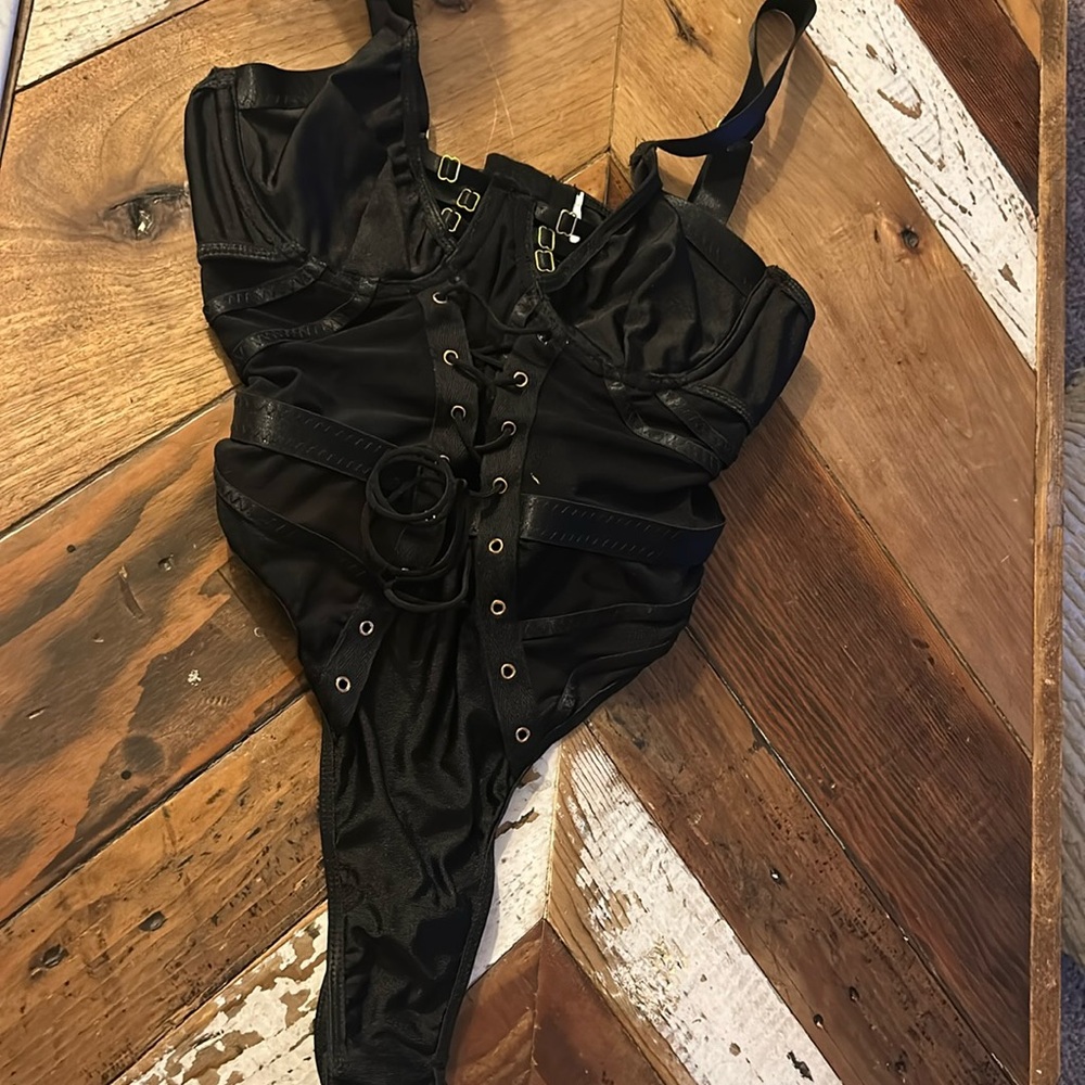Black sexy lingerie body suit thong